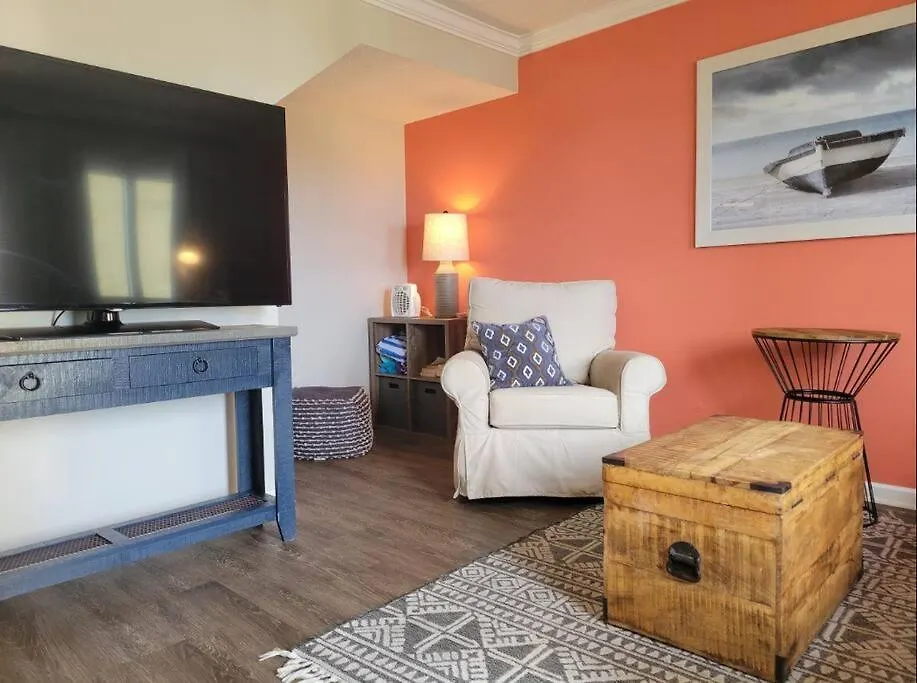 Sea Escape 2 Bedroom Beachfront At Pinnacle Port Panama City Beach Holiday home