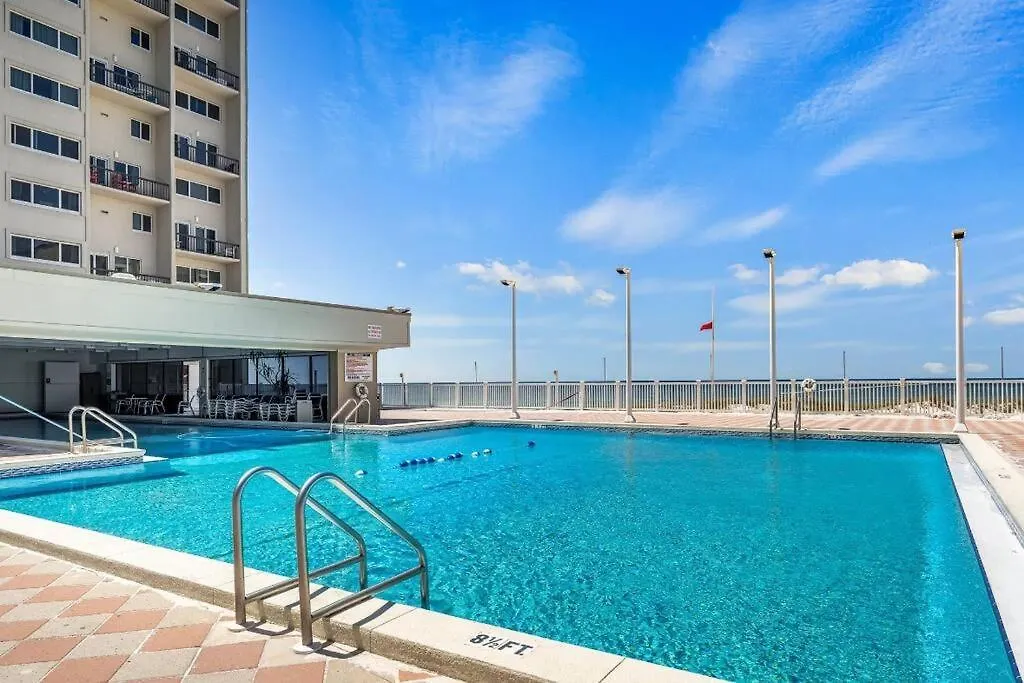 Sea Escape 2 Bedroom Beachfront At Pinnacle Port Panama City Beach Holiday home