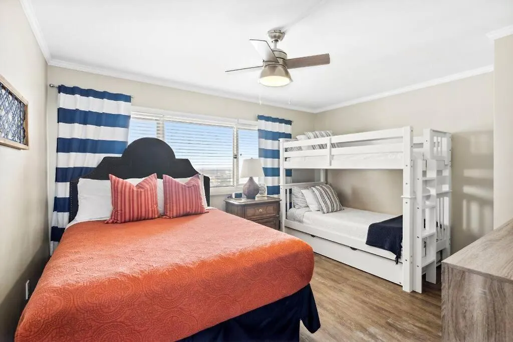 Sea Escape 2 Bedroom Beachfront At Pinnacle Port Panama City Beach United States